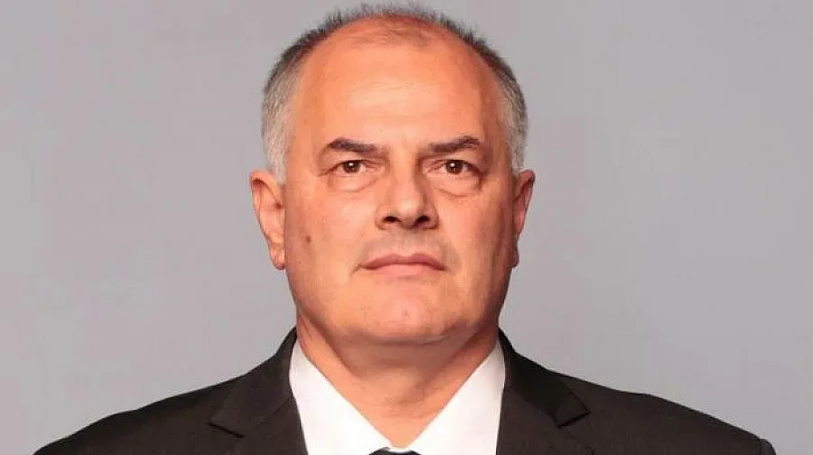 Сплашиха кмета на Аксаково с бомба