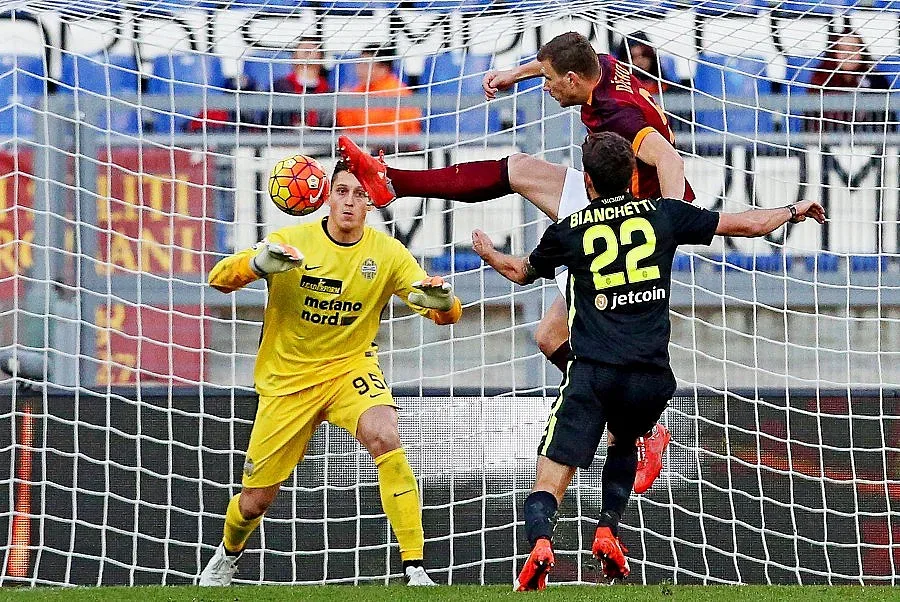 "Левски" пожела скандален национал на Камерун