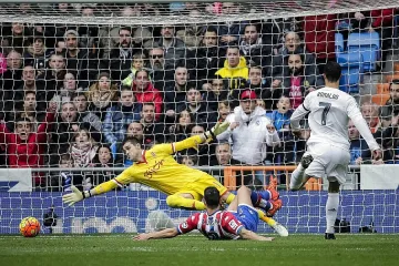 "Реал" громи 5:1, Роналдо се рита