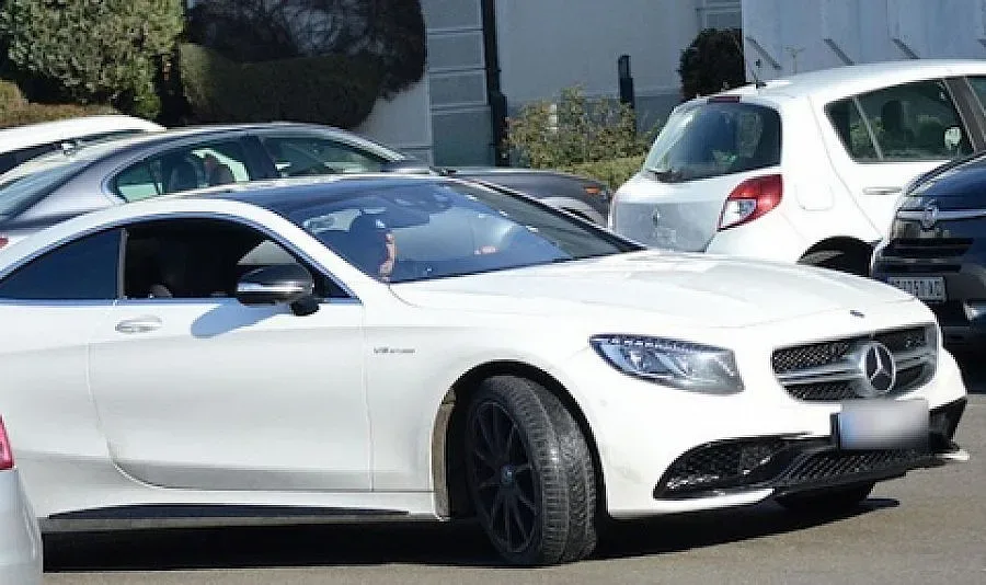 Божинов кара най-лъскавата кола в "Партизан"