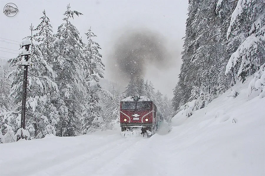 БДЖ спря 8 железопътни участъка, заради лошото време