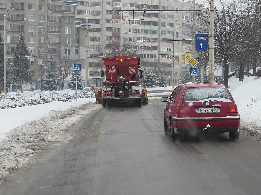 МВР: Пътищата са проходими при зимни условия