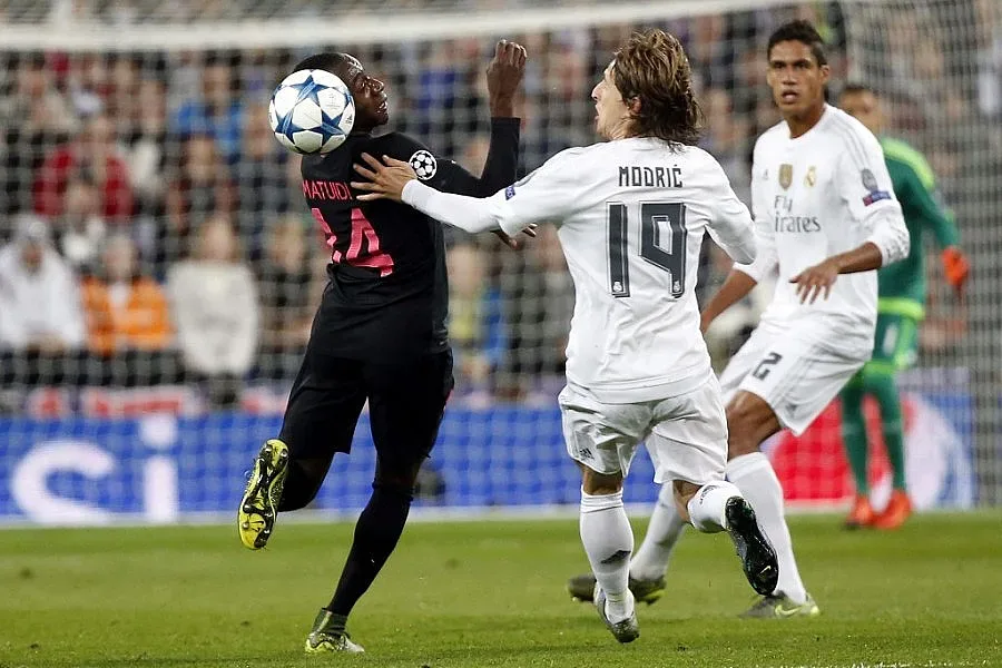 "Реал" пръска 330 млн. евро