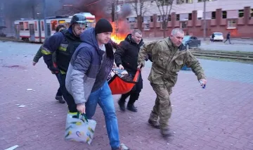 Много жертви и ранени при руска атака по жилищен район в Украйна