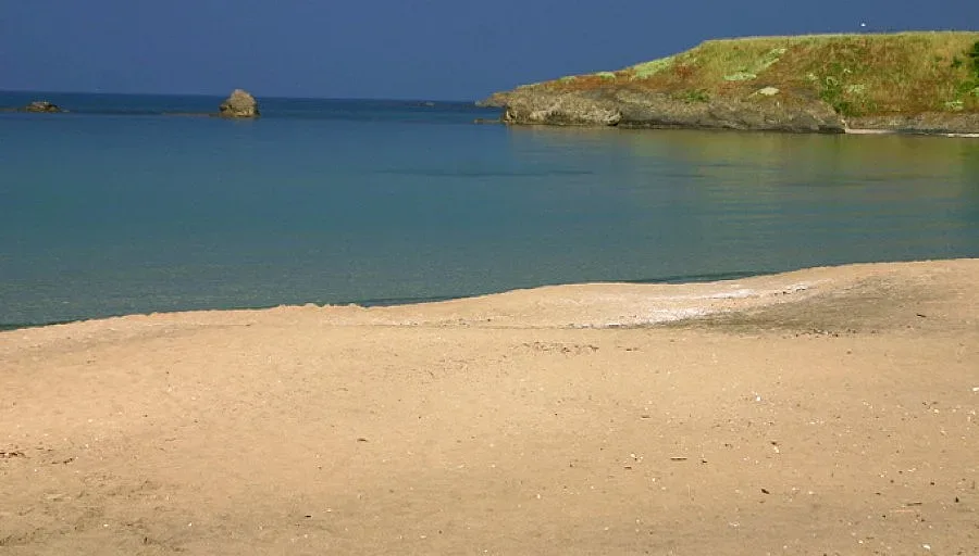 Министър Павлова: Държавата пази девствения плаж "Корал"