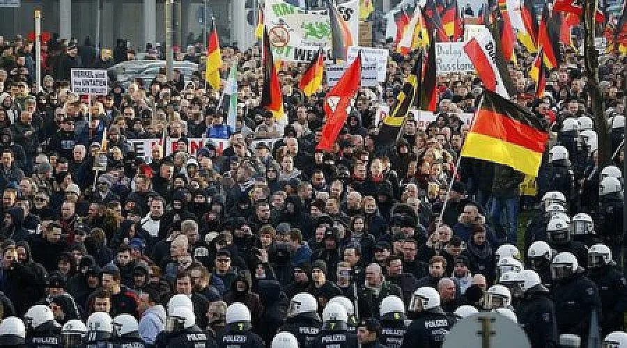 Жителите на Кьолн масово си купуват средства за самоотбрана