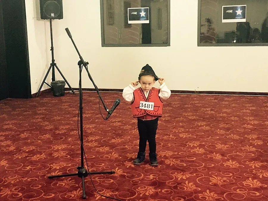 Двегодишен напира за слава