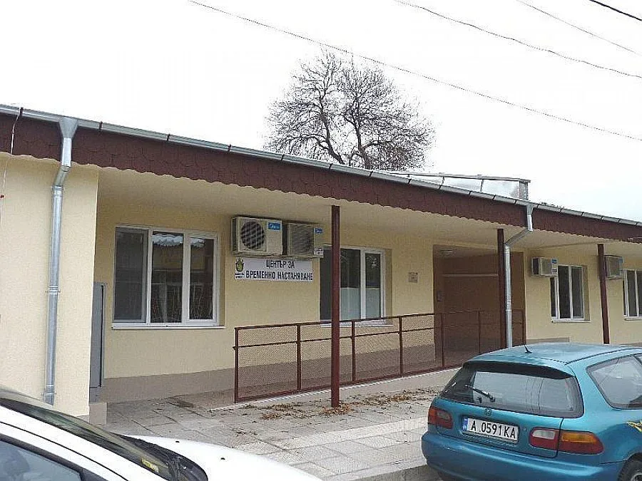 Бебе се роди в приют за бездомни