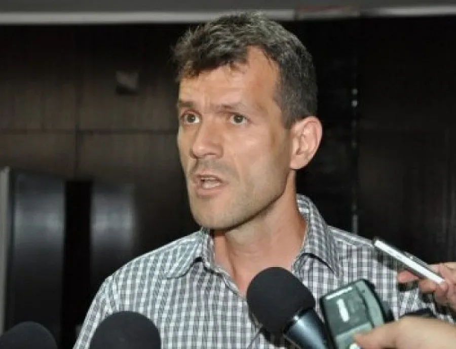 Арестуваха Боян Расате за побой