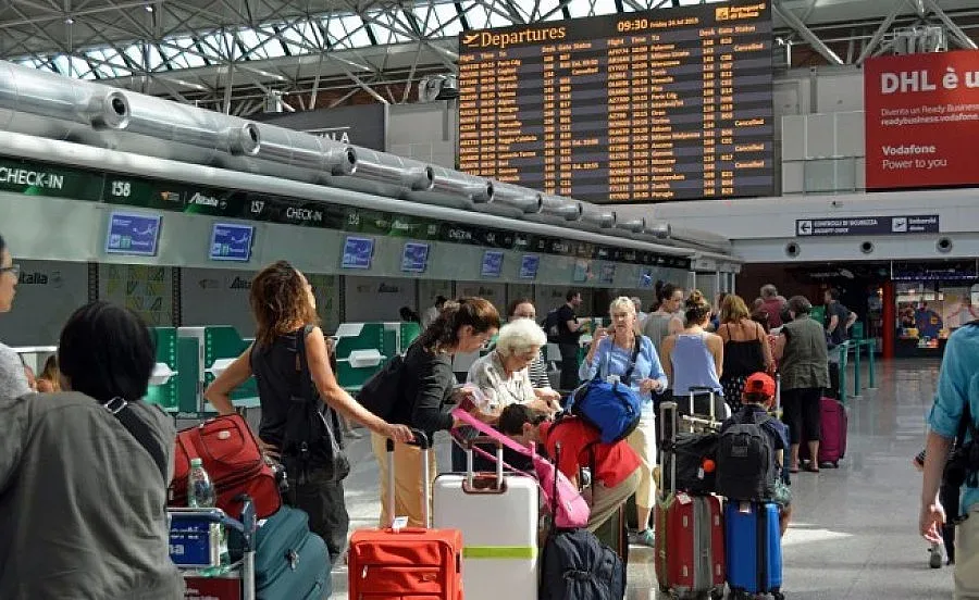 Служители на римско летище крали творби за над 50 000 евро