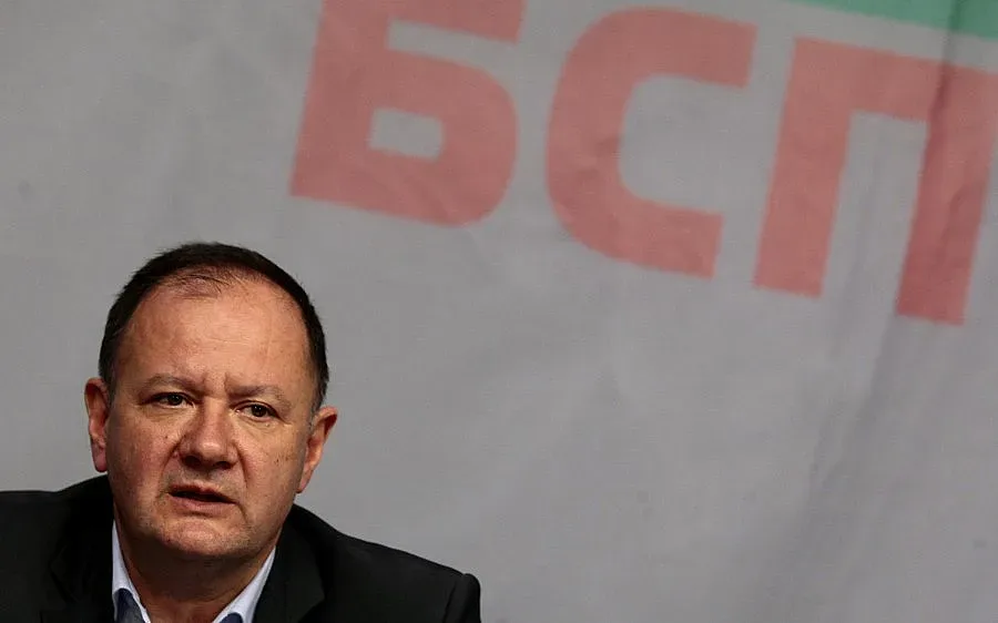 Миков: БСП търси подкрепа за вот на недоверие