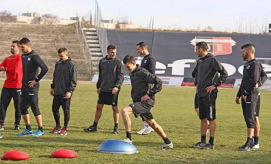 С четирима нови започна  тренировките "Локомотив" (Пд)