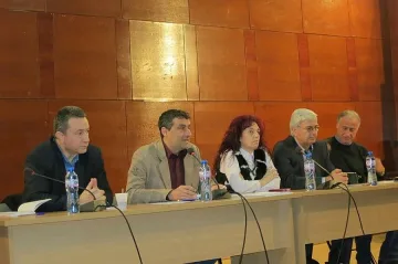 Стоилов: Без да провеждаме национална политика, няма да реализираме лява такава