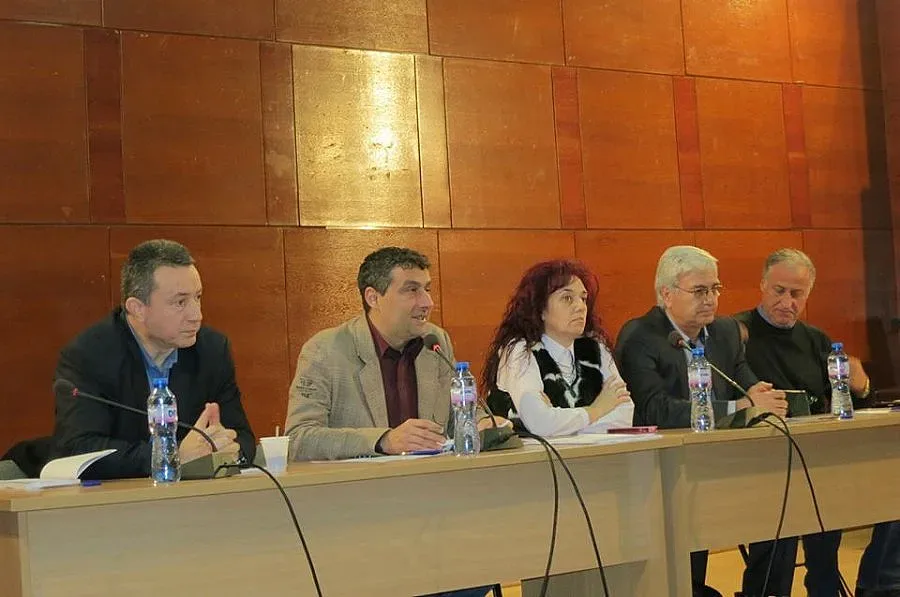 Стоилов: Без да провеждаме национална политика, няма да реализираме лява такава