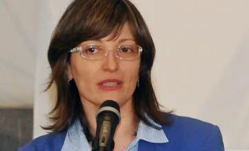 Захариева: Не знам на какво се дължат убийствата