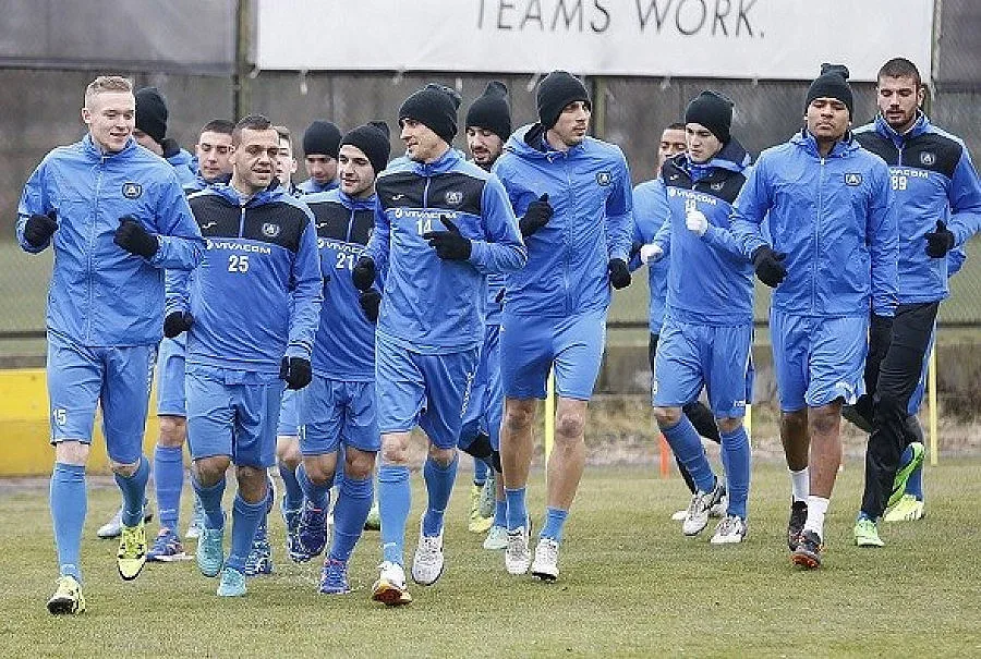 "Левски" подсилва защитата с румънец