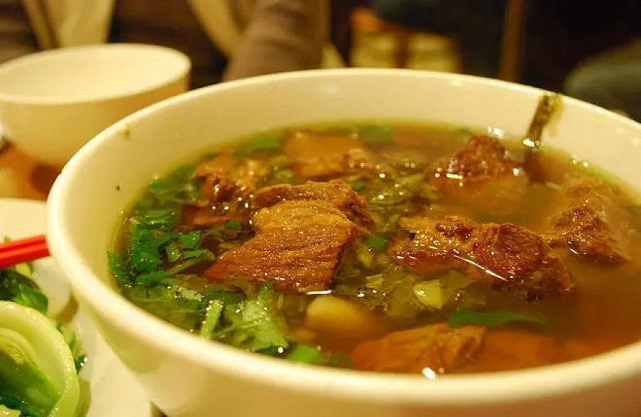 Мюсюлманите с курбан за петимата убити от отровна ракия мъже