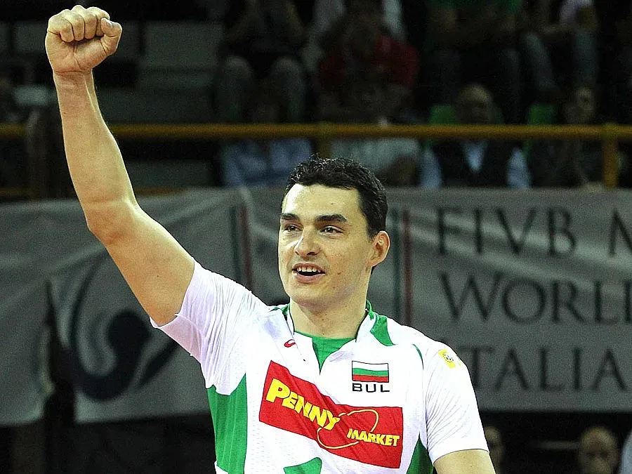 Владо Николов: Приключих!