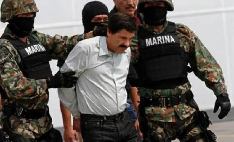 Ел Чапо се връща в затвора, от който избяга