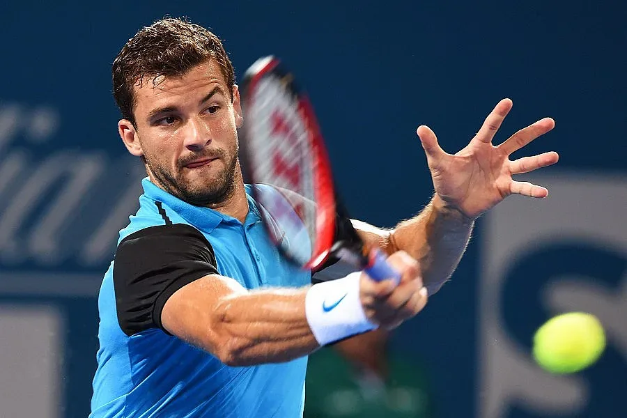 Гришо изпоти Федерер, но падна