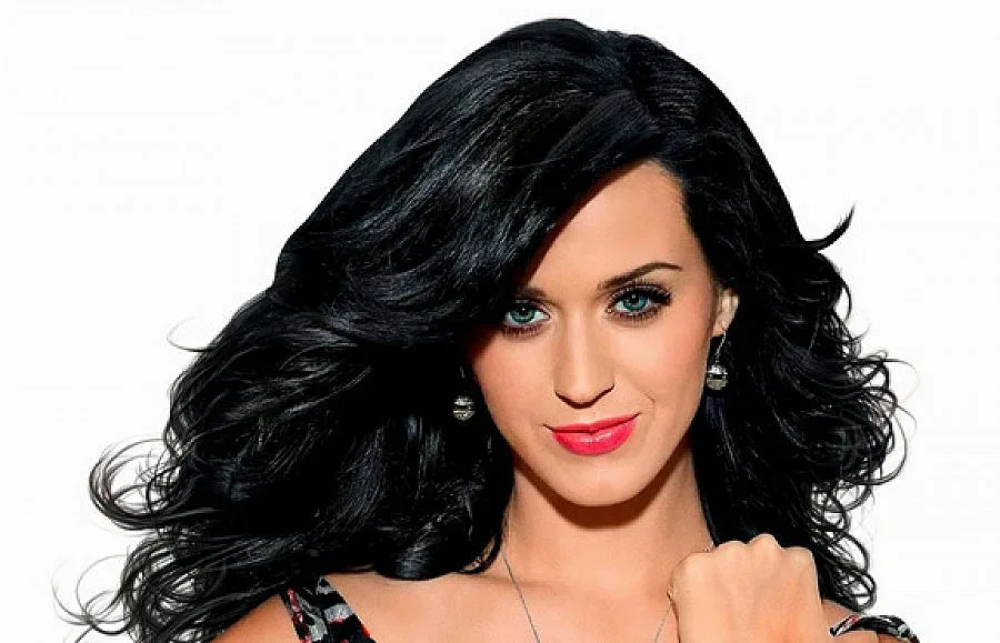 Кейти Пери кралица в Туитър