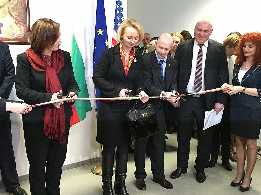 ГДБОП и ДЕА в една сграда