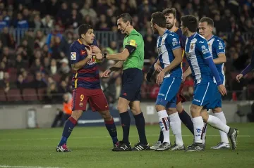 Канибала гори за  "Елате, нещастници"