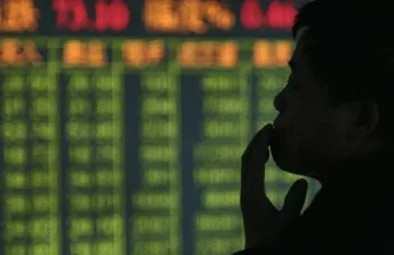 Китай потопи световните борси