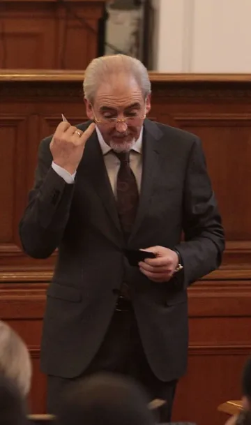 БСП Искър иска службите да подхванат Местан