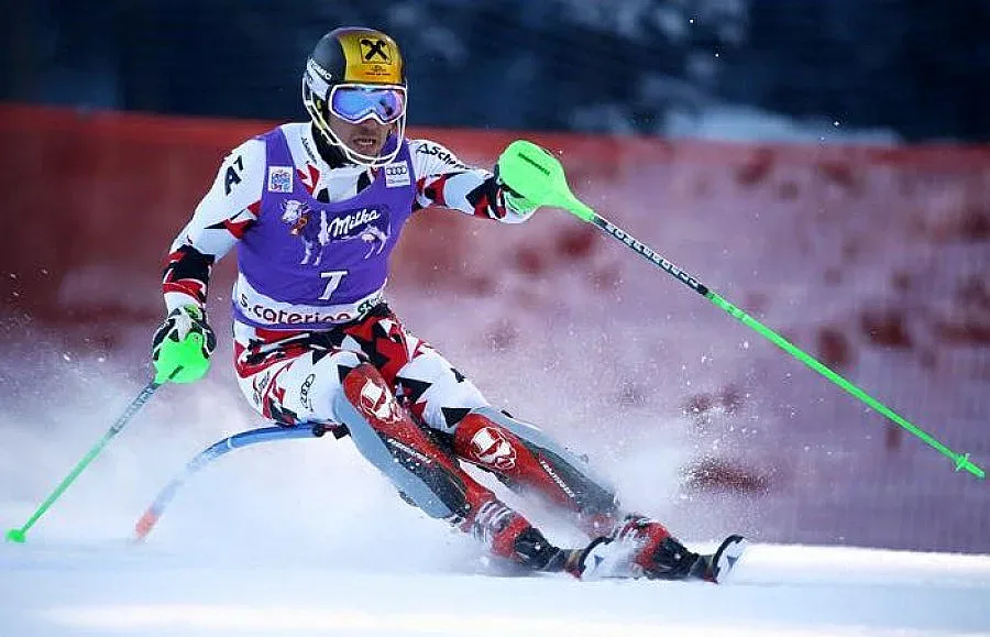 Хиршер се отпуши и на слалом