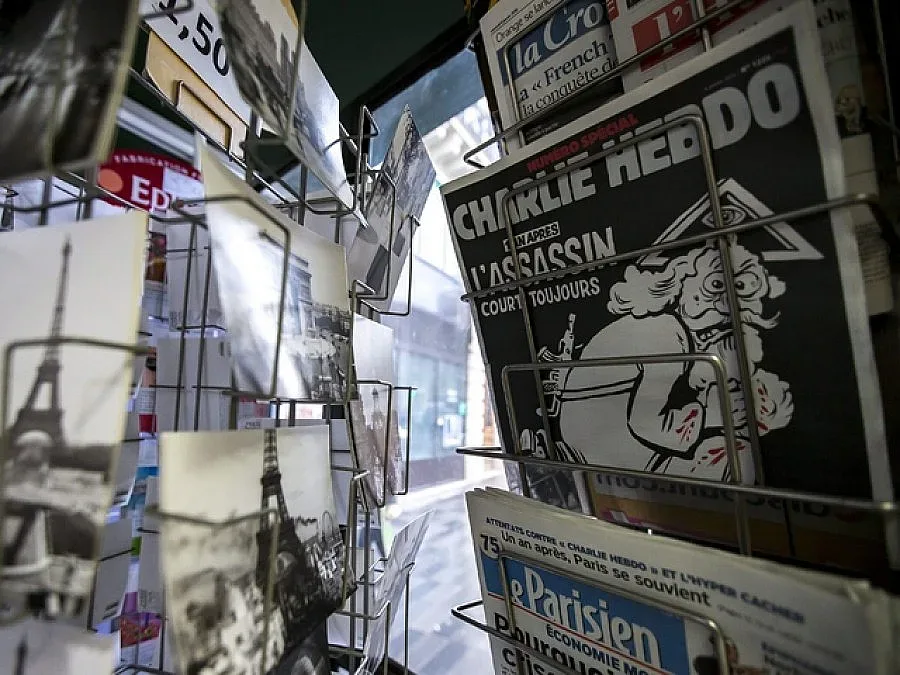 Ватикана критикува „Шарли Ебдо“