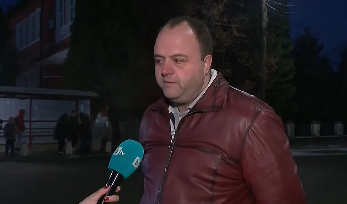 Шофьор на маршрутка изправи косите на пътниците! Жестоко провинение