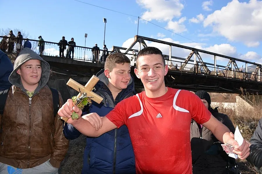 Литийно шествие и водосвет на Богоявление в Симитли