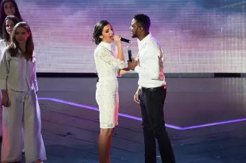 Бляскаво шоу в "Х фактор"