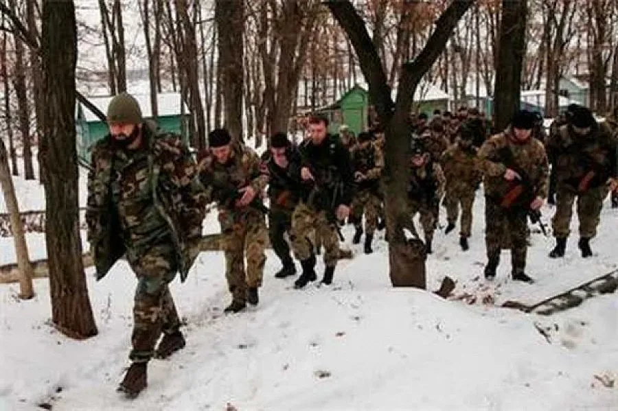 Финландия планира да продължи да затваря бежански центрове