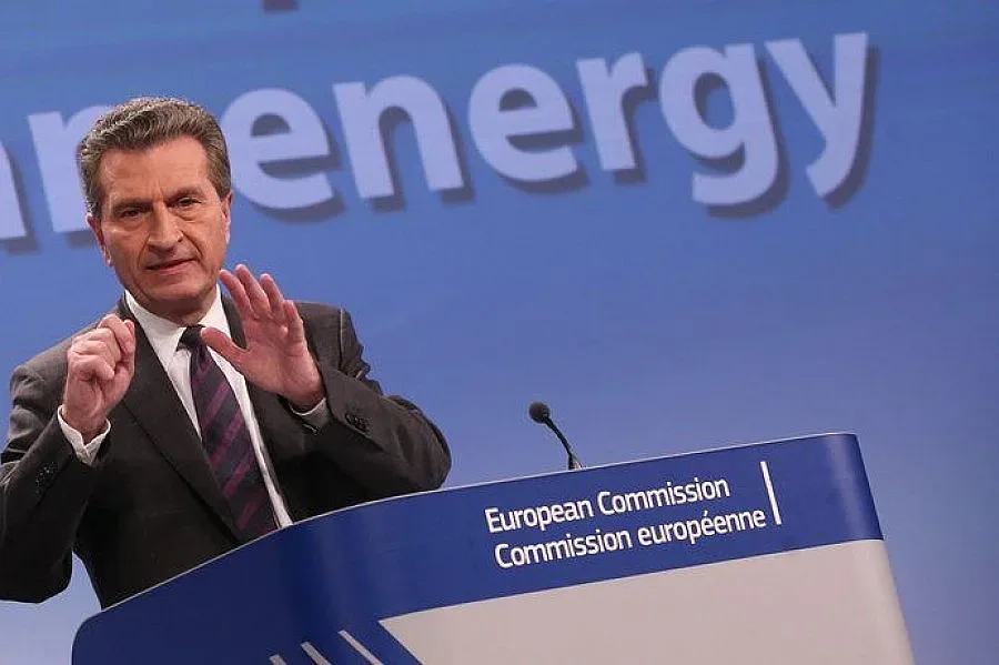 Европа против закона за медиите в Полша