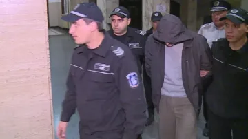 Убиец на 5-годишно дете с пореден опит да се отърве от затвора