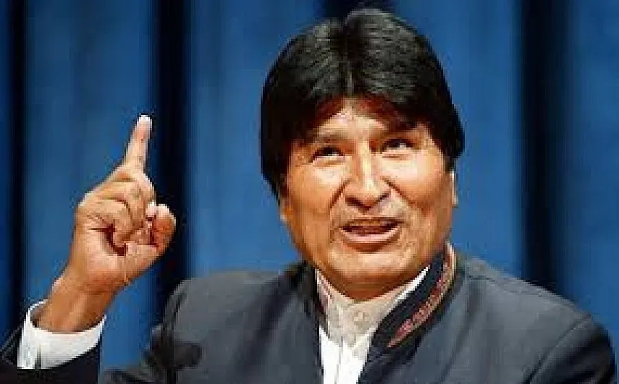 Президентът на Боливия бори империализма с кока