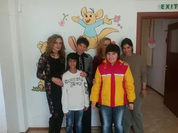 Жени ГЕРБ с дарение за деца, лишени от родителски грижи