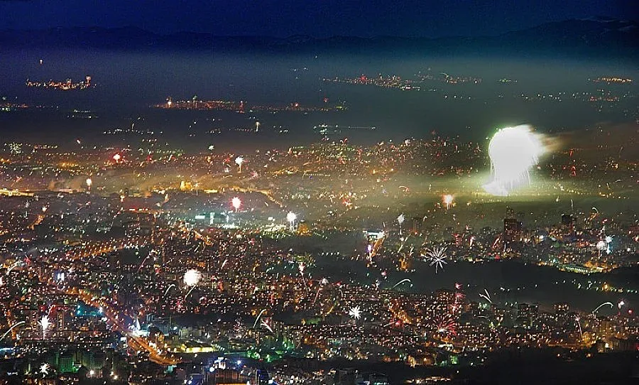 Коледа и Нова година ни струваха 2 млрд. лева