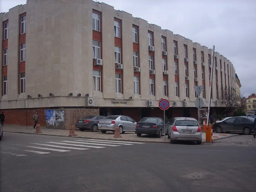 Обирджиите на кметицата от Младово остава в ареста поне за 72 часа