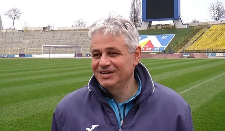 БАТЕ отмъква защитник, искан от "Левски"