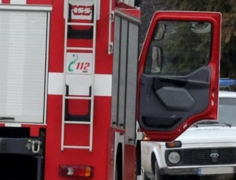 Пожар лумна в апартамент в Русе (ВИДЕО)