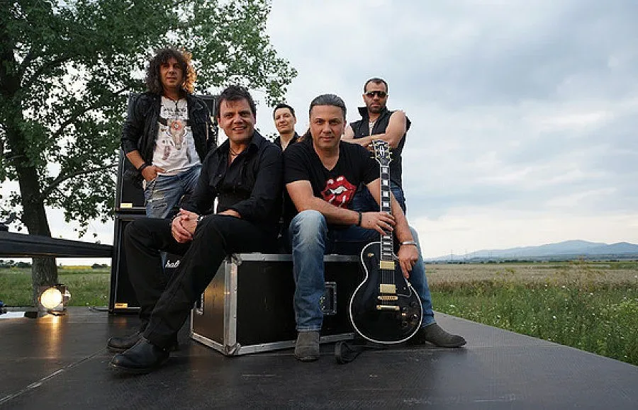 С “Б.Т.Р.” в новогодишната нощ 