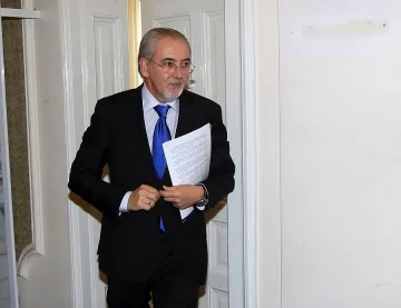 Гьокче заплашвал бизнесмени заради Местан