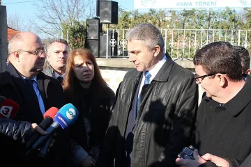 Югозападът застана зад Ахмед Доган