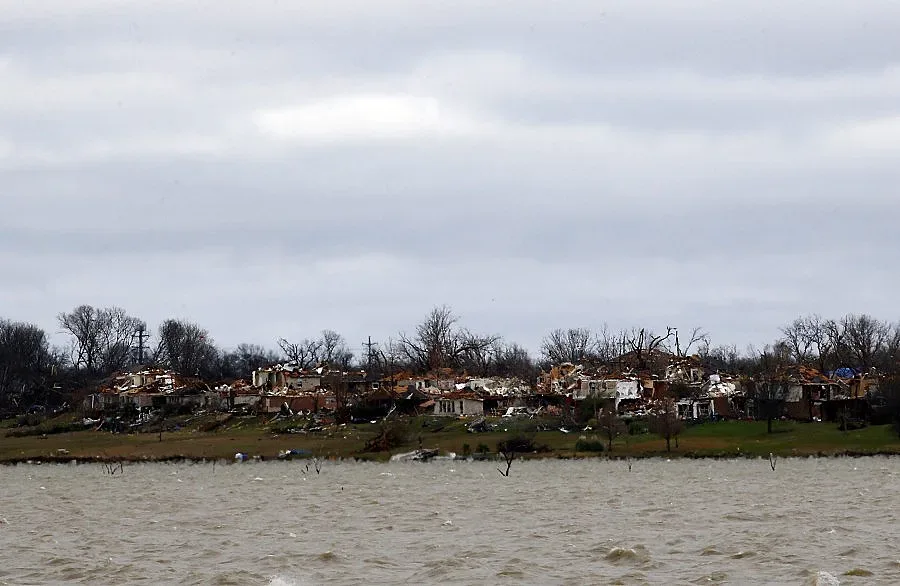 Жертви и хаос в САЩ заради времето