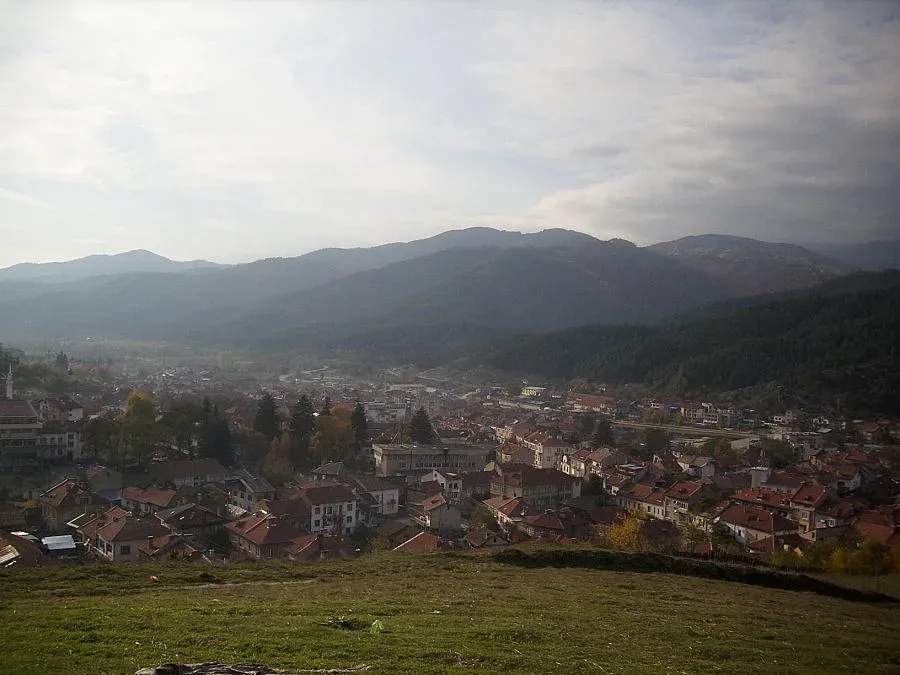 Митничари не проверяват казаните в Якоруда