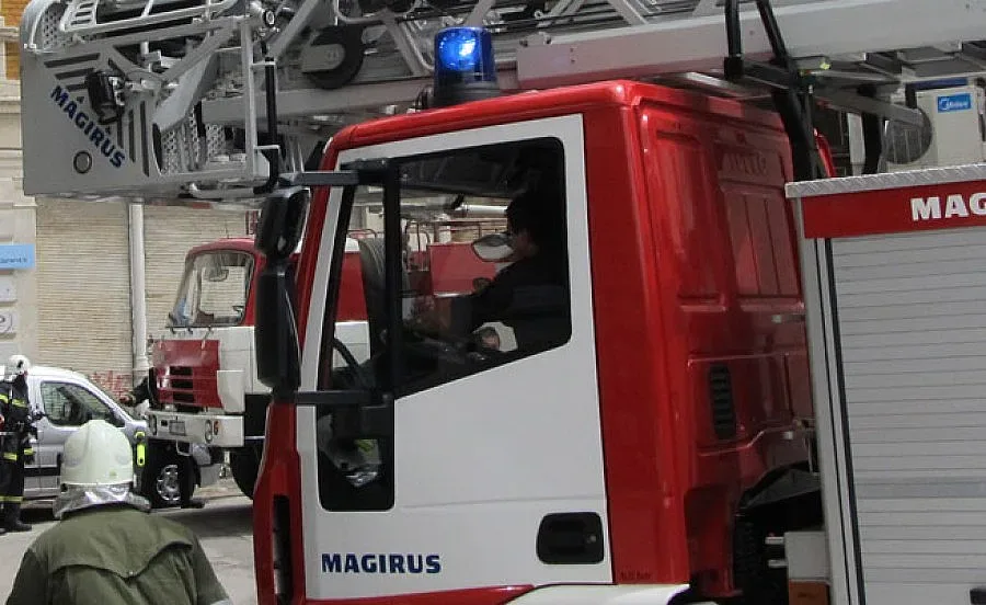 Подпалиха дискотека на участник в „Сървайвър"