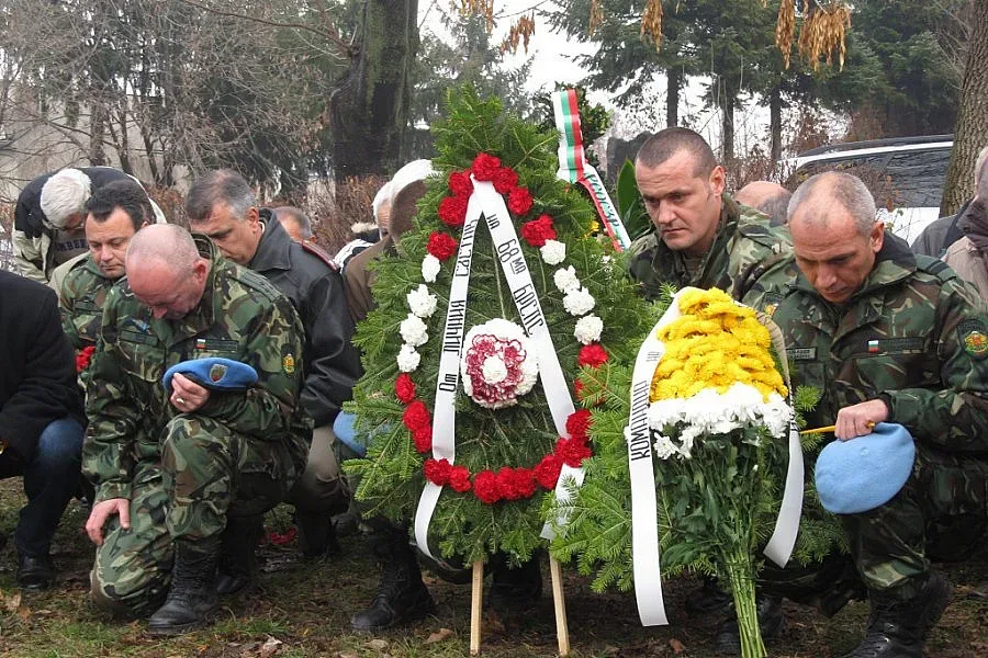 Родителите на загинал в Кербала: Времето не лекува болката ни